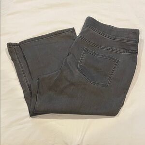 d & co. Signature pulls on jeans